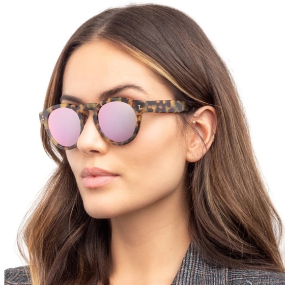 Illesteva Leonard Sunglasses - Picture 1 of 7